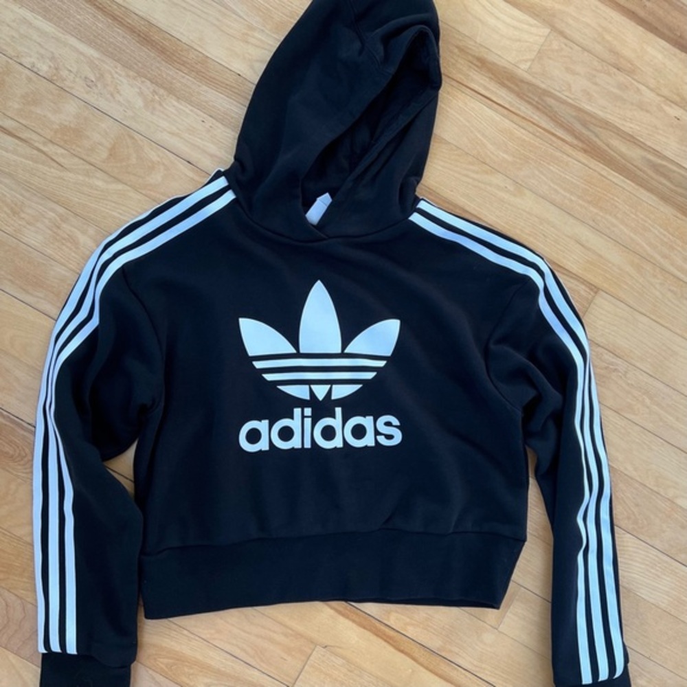 Adidas Sweatshirt - Size L